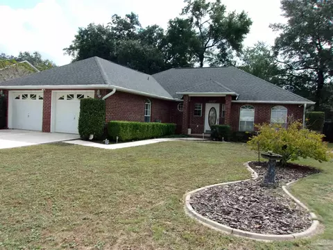 1633 Kinsale Dr, Cantonment, FL 32533