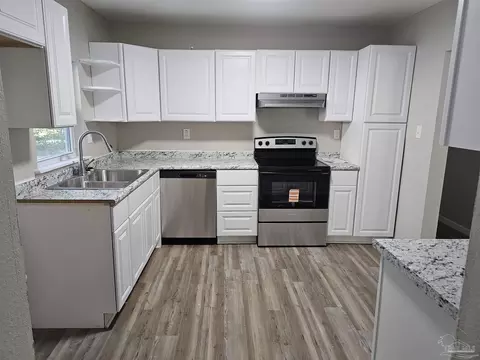 Kitchen - 4520 Struth Ln, Pace, FL 32571 photo 1 of 2