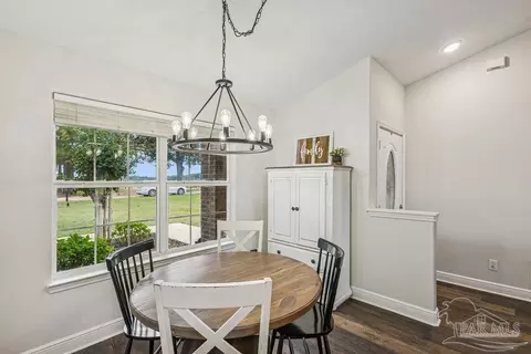 Dining - 3366 Farrish Rd, Jay, FL 32565 photo 1 of 1