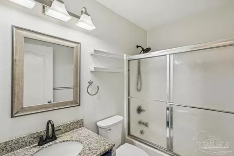 Bath - 3366 Farrish Rd, Jay, FL 32565 photo 3 of 3