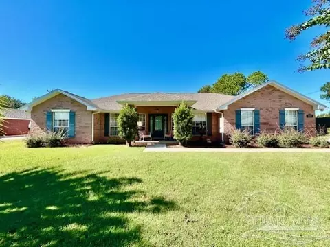 1039 Ashley Rd, Milton, FL 32583