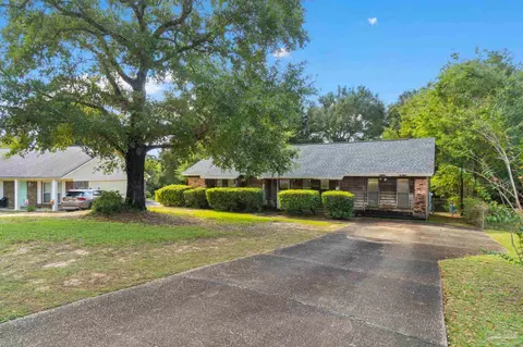 7712 Deborah Dr, Pensacola, FL 32514