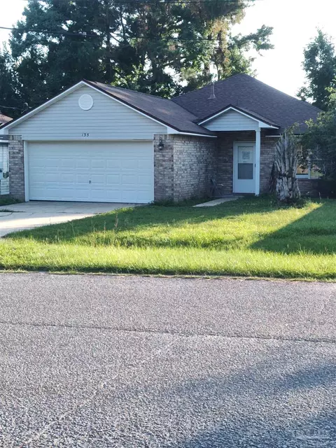 135 Valdosta Ave, Pensacola, FL 32507