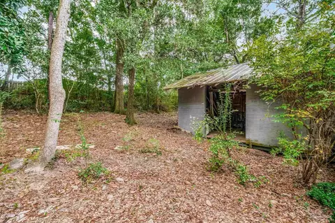 Exterior - 7619 Lakeside Dr, Milton, FL 32583 photo 20 of 20