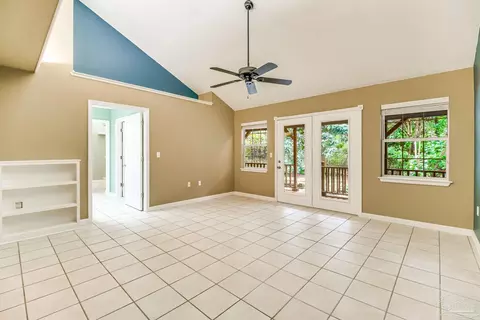 Living - 7619 Lakeside Dr, Milton, FL 32583 photo 10 of 11