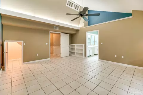 Bedroom - 7619 Lakeside Dr, Milton, FL 32583 photo 3 of 10