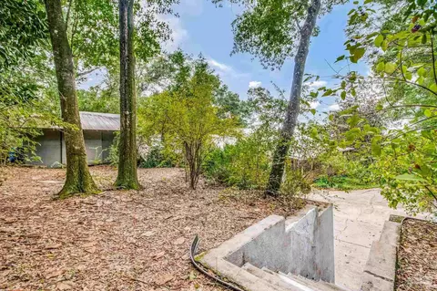 Exterior - 7619 Lakeside Dr, Milton, FL 32583 photo 19 of 20