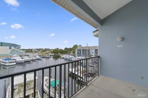 14100 River Rd #324B, Pensacola, FL 32507