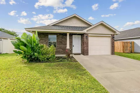1893 Crosscreek Cir, Gulf Breeze, FL 32563