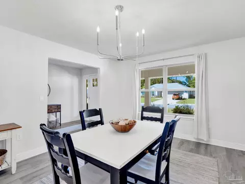 Dining - 5956 Parsonage Cir, Milton, FL 32570 photo 3 of 4