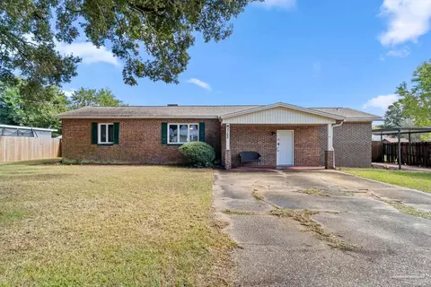 Exterior - 4762 Pine Ln, Pace, FL 32571 photo 6 of 7