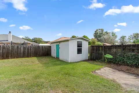 Exterior - 4762 Pine Ln, Pace, FL 32571 photo 4 of 7