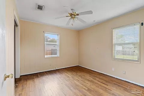 Bedroom - 4762 Pine Ln, Pace, FL 32571 photo 2 of 2