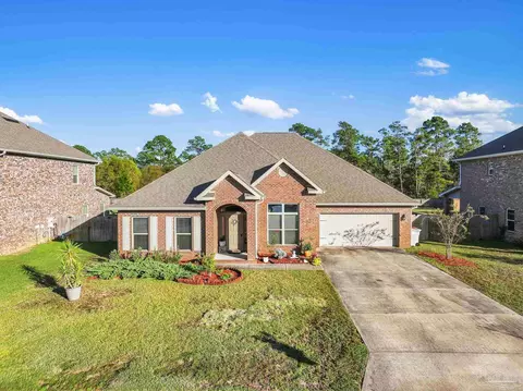 3582 Turquoise Dr, Navarre, FL 32566