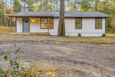 967 Clymill Dr, Cantonment, FL 32533