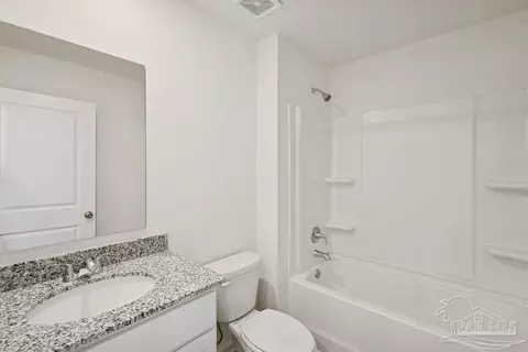 Bath - 3422 Shell Rd, Jay, FL 32565 photo 1 of 3