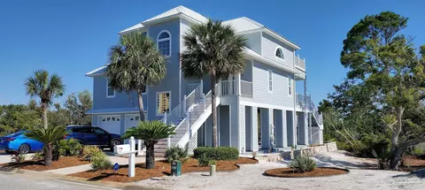 864 Sailfish Ct, Pensacola, FL 32507