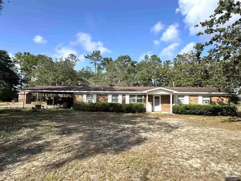 5636 Camellia Ave, Milton, FL 32570
