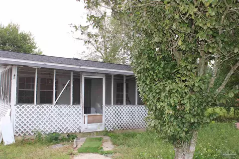 3703 W Theresa St, Pensacola, FL 32505