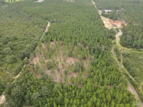 3404 Yellow Hammer Rd, Pace, FL 32571