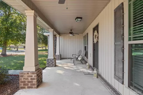 Exterior - 5607 Cane Syrup Cir, Pace, FL 32571 photo 4 of 8