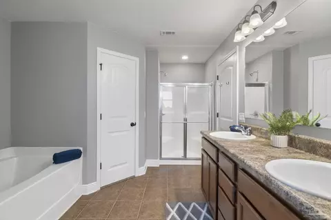 Entry Way - 5607 Cane Syrup Cir, Pace, FL 32571 photo 5 of 5