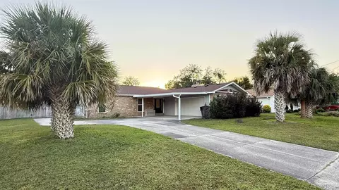 3545 Blueridge Dr, Pensacola, FL 32504