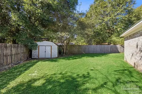 4400 Amberwood Cir, Pace, FL 32571 photo 3