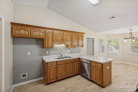 4400 Amberwood Cir, Pace, FL 32571 photo 10
