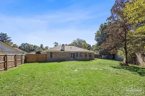 4400 Amberwood Cir, Pace, FL 32571 photo 7