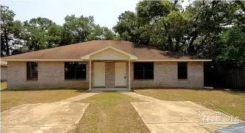 912 Rentz Ave, Pensacola, FL 32507