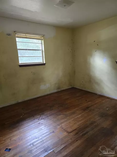 Bedroom - 746 Tate Rd, Cantonment, FL 32533 photo 5 of 5