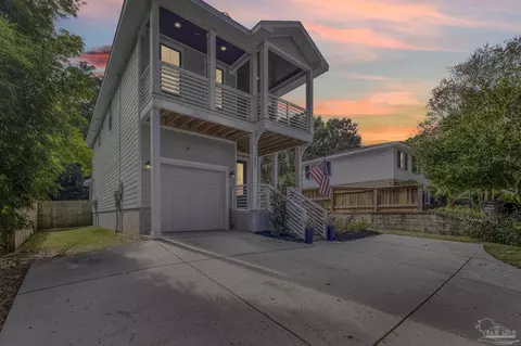 1421 E Texar Dr, Pensacola, FL 32503