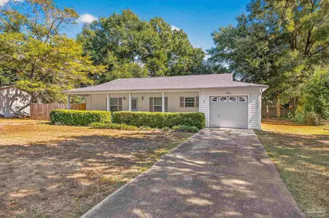 5898 Cedar Tree Dr, Milton, FL 32570