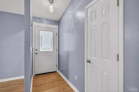 Entry Way - 5898 Cedar Tree Dr, Milton, FL 32570 photo 1 of 4