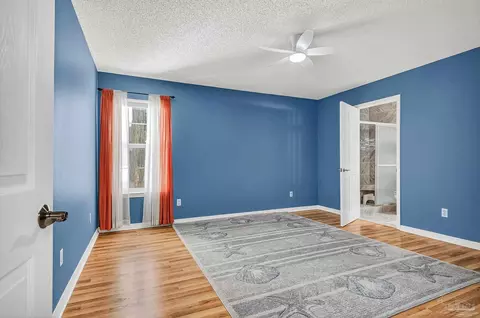 Bedroom - 5898 Cedar Tree Dr, Milton, FL 32570 photo 3 of 9