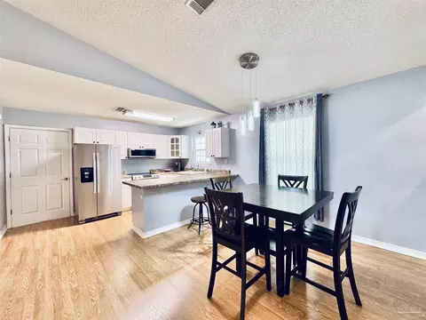 Dining - 5898 Cedar Tree Dr, Milton, FL 32570 photo 1 of 1