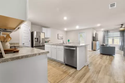 Kitchen - 4352 White Birch Ct, Pace, FL 32571 photo 2 of 3