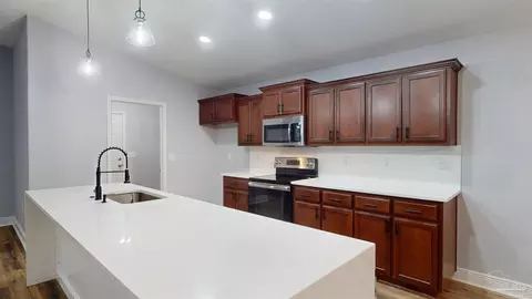 Kitchen - 4277 Hazelhurst Dr, Pace, FL 32571 photo 3 of 7