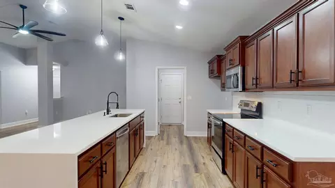 Kitchen - 4277 Hazelhurst Dr, Pace, FL 32571 photo 4 of 7