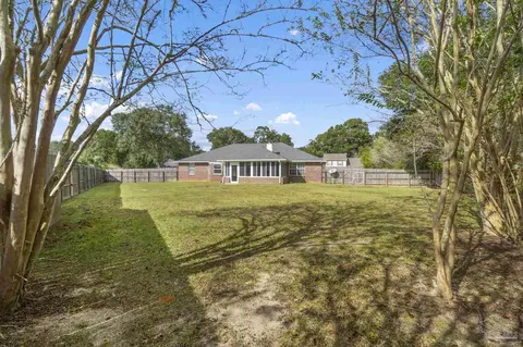 Exterior - 4825 Broadleaf Dr, Pace, FL 32571 photo 6 of 7