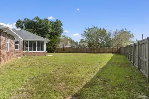 Exterior - 4825 Broadleaf Dr, Pace, FL 32571 photo 5 of 7