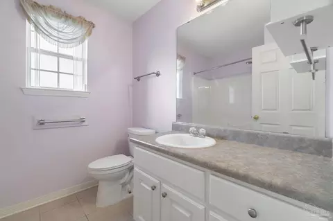 Bath - 4825 Broadleaf Dr, Pace, FL 32571 photo 6 of 7