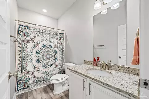 Bath - 2772 Elkhorn Dr, Pace, FL 32571 photo 1 of 3