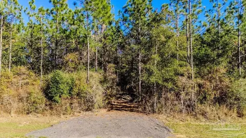 9058 Greyrock Landing Rd, Pace, FL 32571