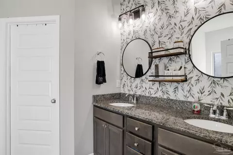 Bath - 3708 Lone Fox Ct, Pace, FL 32571 photo 2 of 4