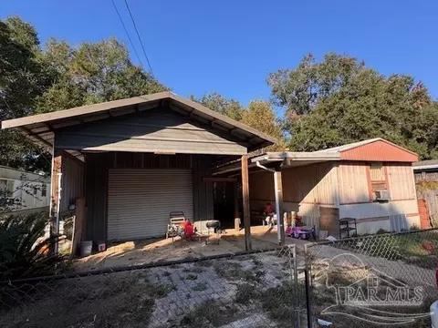 5449 Wales Ave, Pensacola, FL 32526