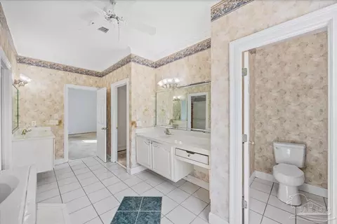 Bath - 616 Meander Ln, Cantonment, FL 32533 photo 3 of 7
