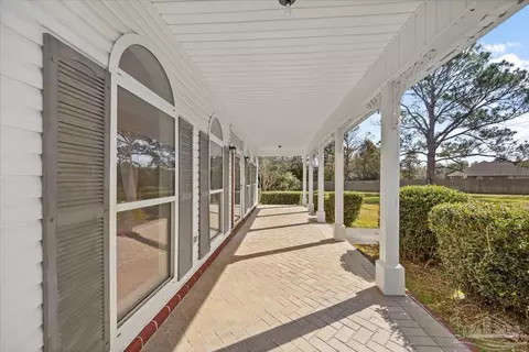 Exterior - 616 Meander Ln, Cantonment, FL 32533 photo 7 of 14