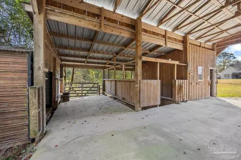 Exterior - 616 Meander Ln, Cantonment, FL 32533 photo 6 of 14